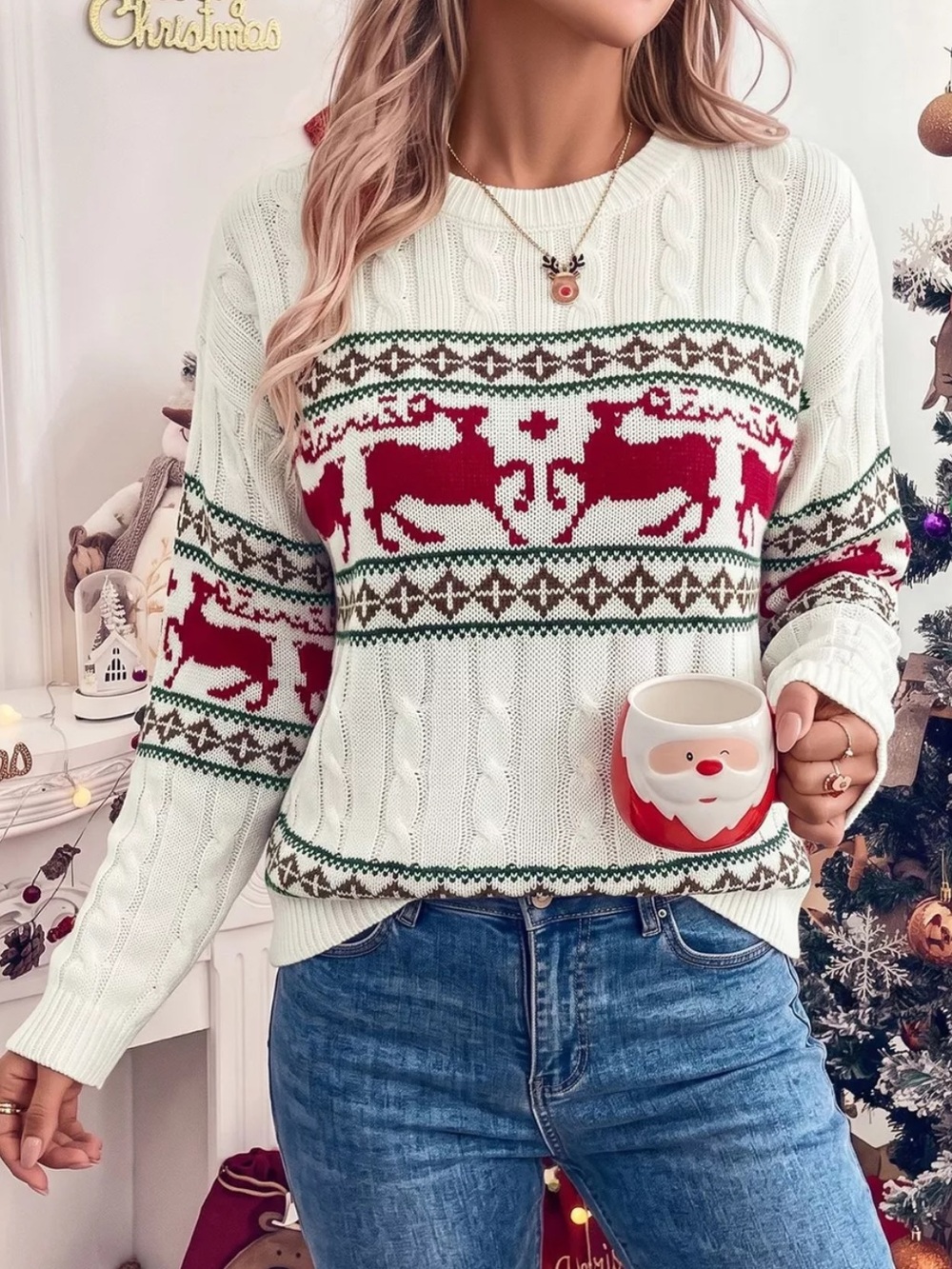โญ๏ธ Cream Holiday Reindeer Cable Knit Sweater
